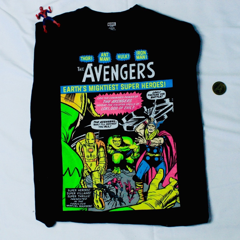 Marvels Avengers• Vintage Style T-Shirt